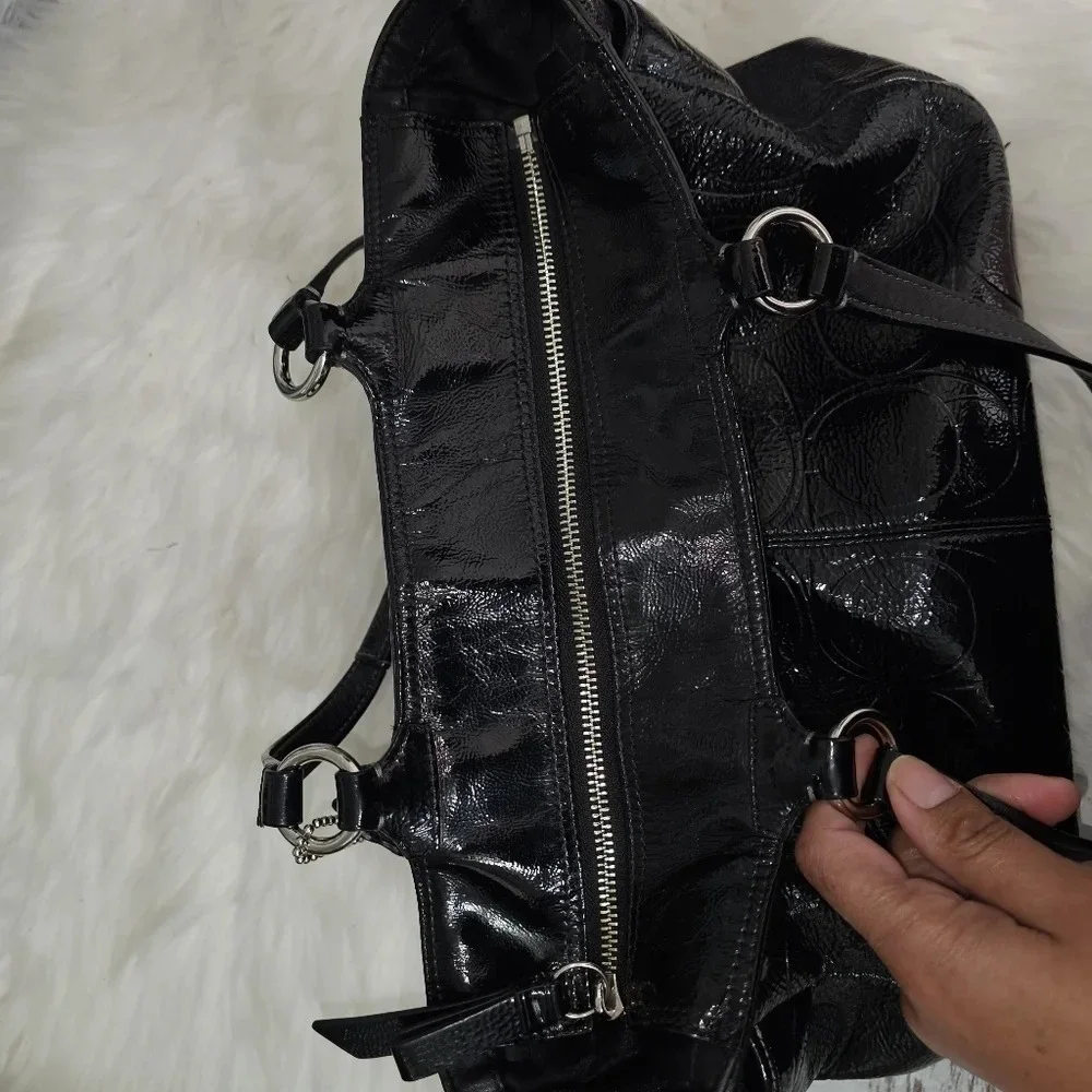 Coach Gallery Embossed Patent Leather shoulder Bag Black #19462 EUC